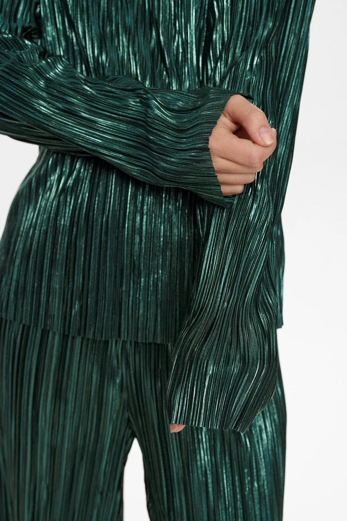 Numph- Green Pleated Shiny Trousers- Numood