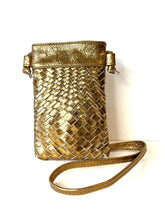 Load image into Gallery viewer, Bell &amp; Fox- Handwoven Crossbody Bag- Kasi
