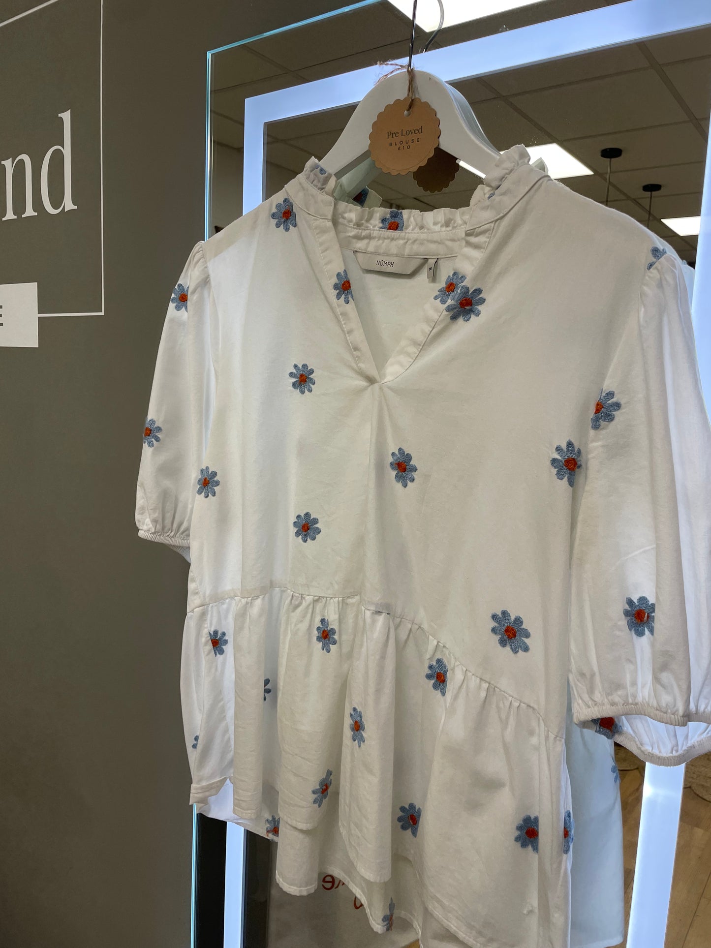 PRE LOVED- Numph Daisy Top