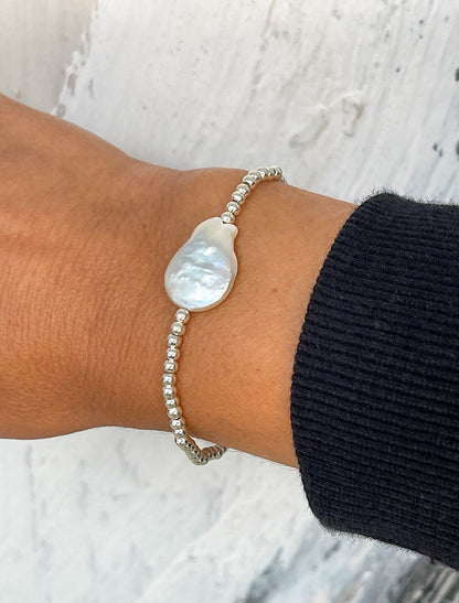 Olia - Silver/Pearl Bracelet - Ocean